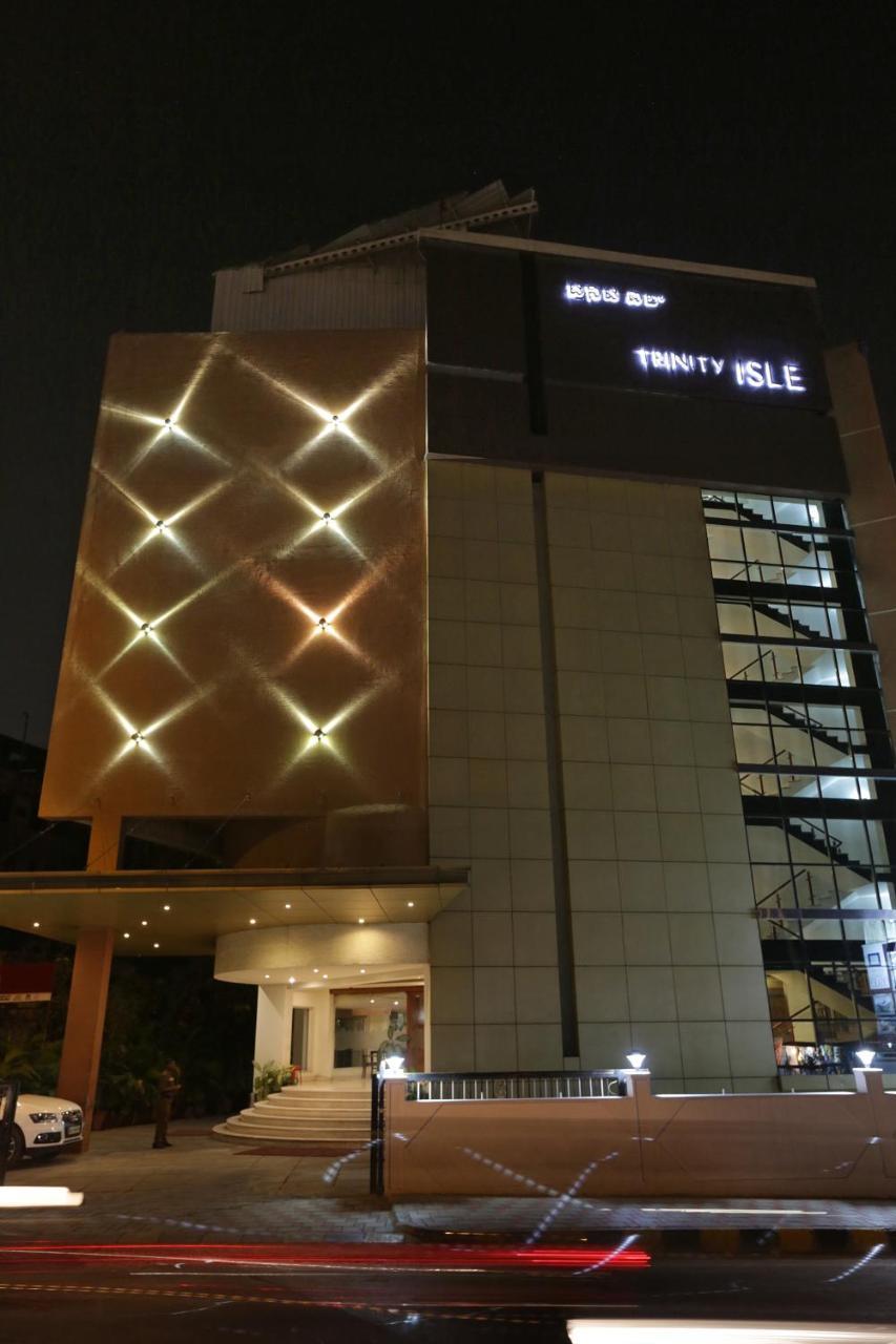 Hotel Trinity Isle Bangalore Eksteriør bilde